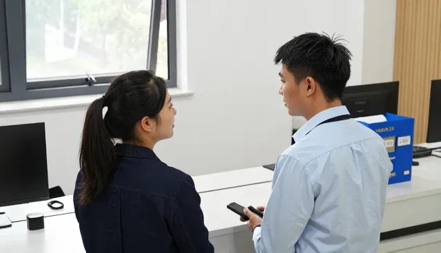 系统响应在企业信息查询服务中的实际应用分析